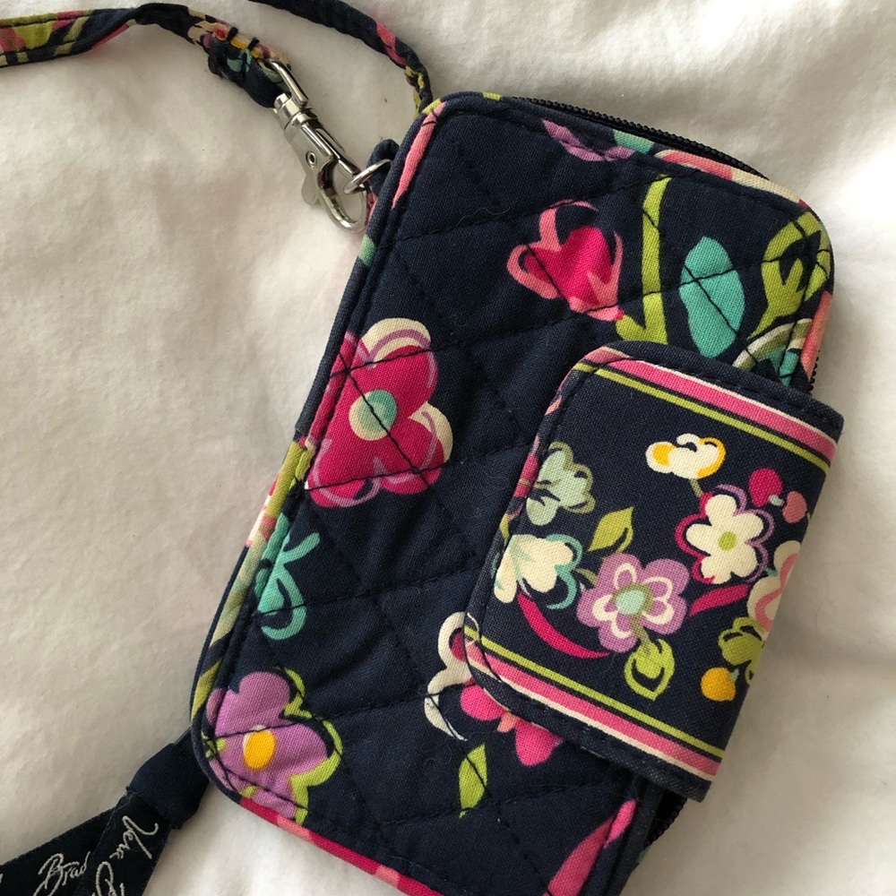 Vera Bradley wristlet 💙